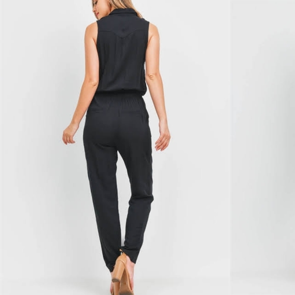 🎉B.O.G.O | Button Front Elastic Waist Jumpsuit | Black | NWT - Picture 3 of 5